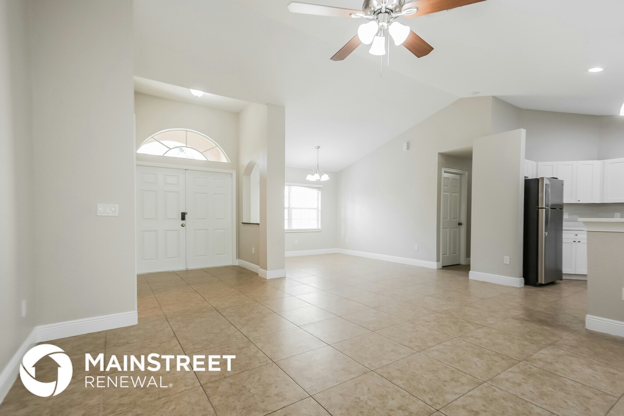 Building Photo - 1018 Card St E