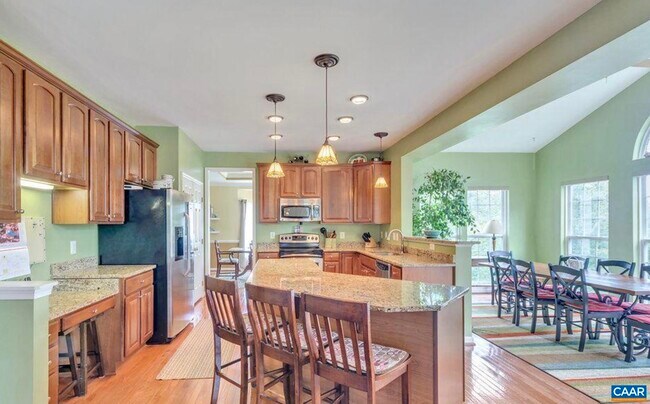 Building Photo - 5920 Nicolet Ct