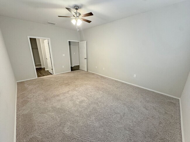 Building Photo - Welcome Home