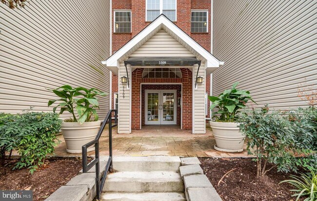 Building Photo - 3309 Wyndham Cir