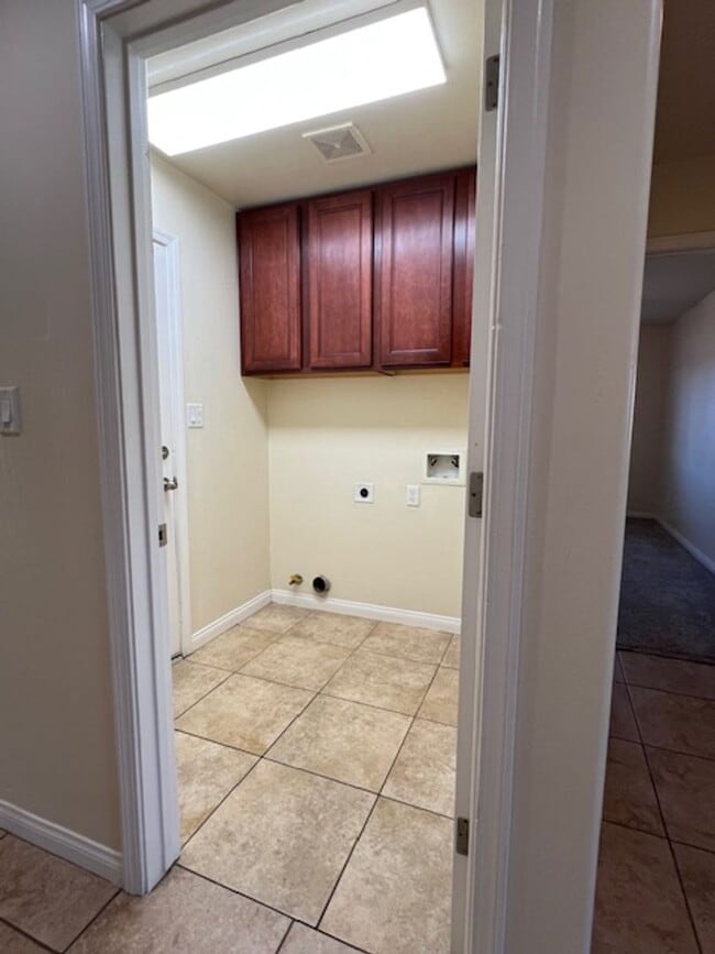 Building Photo - 13003 Lake Pueblo Way