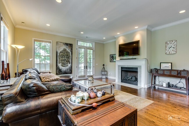 Building Photo - 932 Westmoor Rd