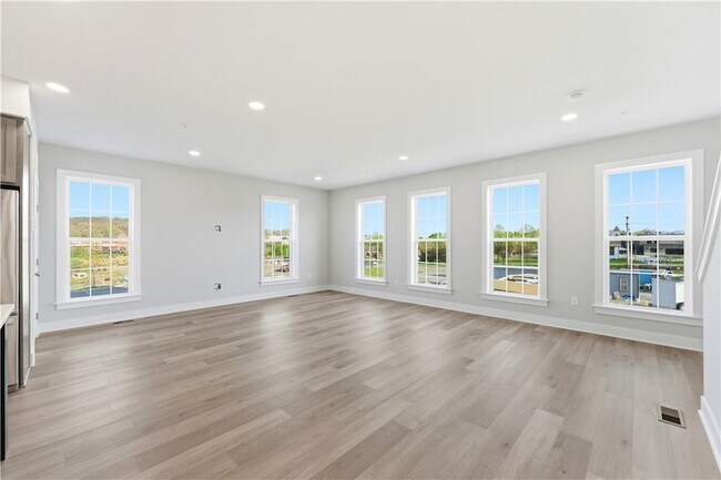 Building Photo - 227 Oliver Wy