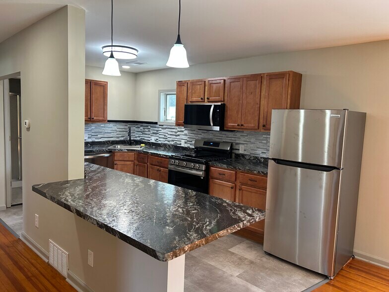 Kitchen and Dinning counter - 8575 Main St