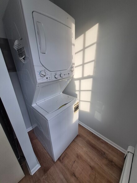 Building Photo - 2301 Pennsylvania Ave