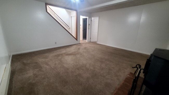 Building Photo - 945 Buchanan Ave