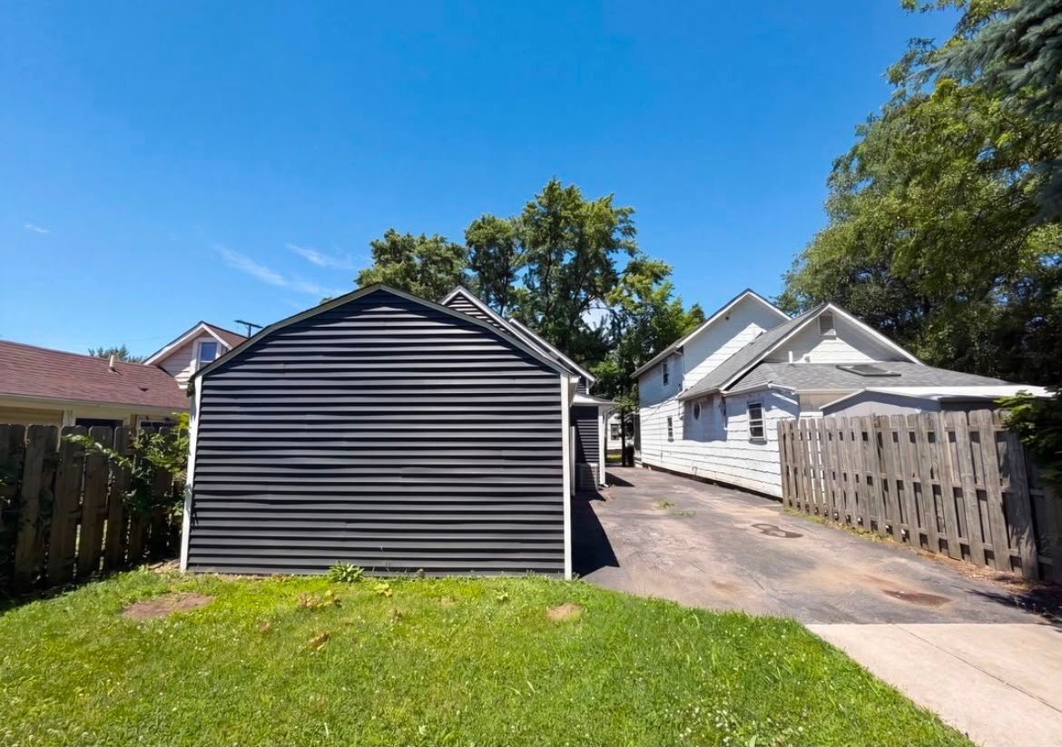 Building Photo - 3407 Erin Ave