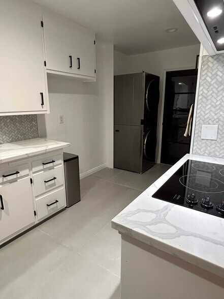 Building Photo - 17124 Horace St