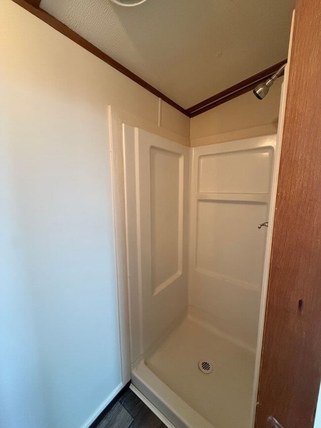 Building Photo - For Rent Deer Run