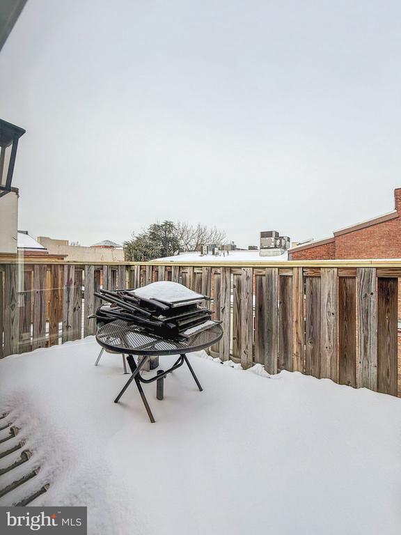 Building Photo - 1703 Wallace St