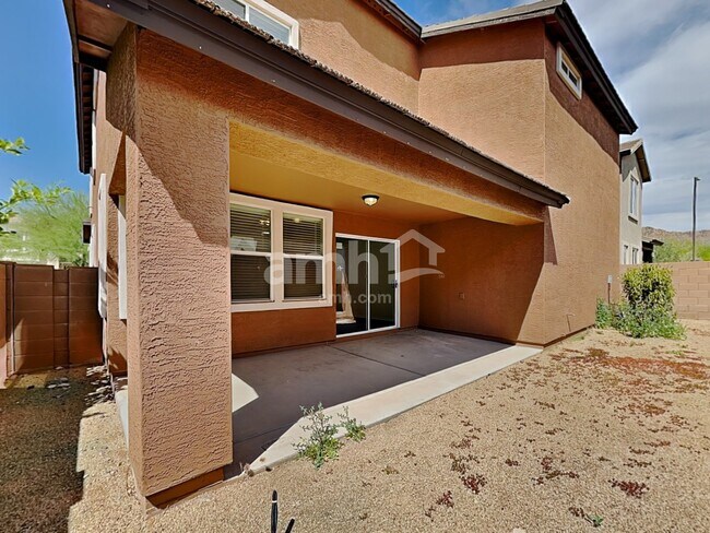 Building Photo - 3005 W Ferruccio Pl