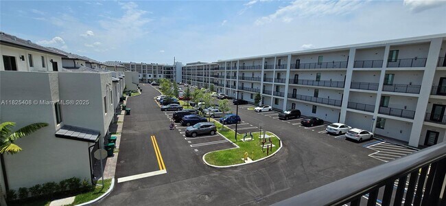 Building Photo - 8167 NW 41st St