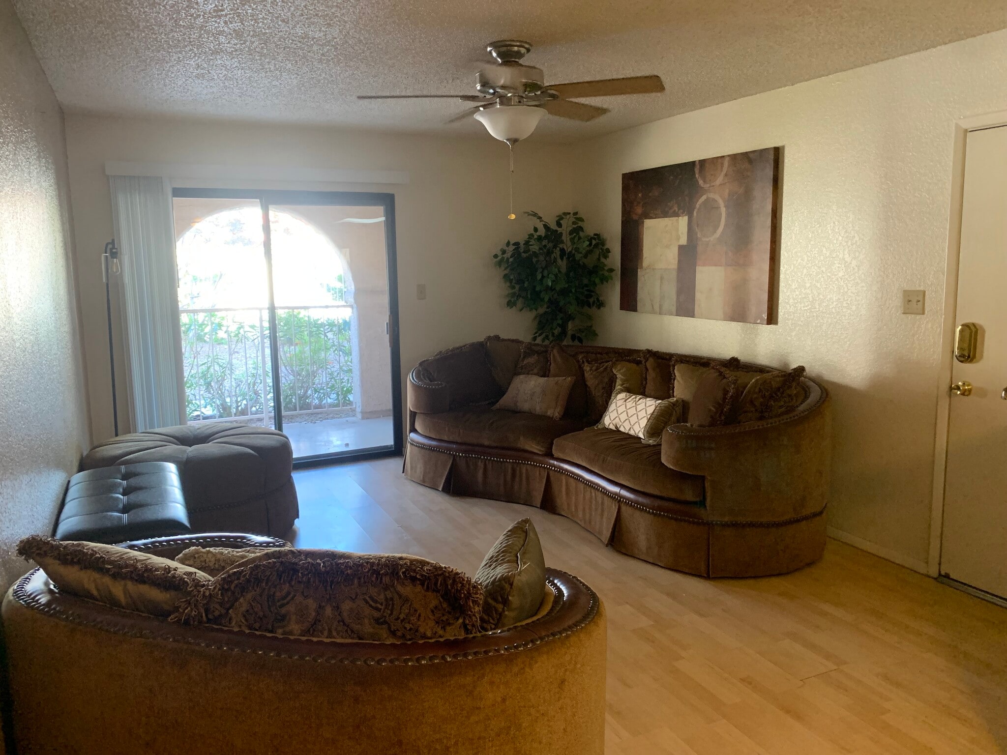 Remodeled, Move-In-Ready Condo in North Glendale - 5757 W Eugie Ave