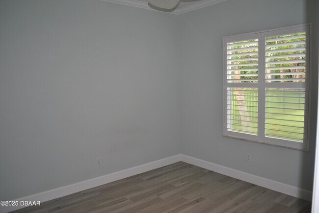 Building Photo - 128 Centennial Park Dr