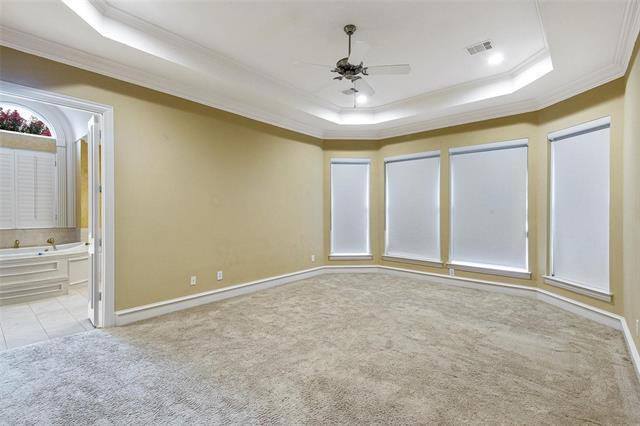 Building Photo - 5933 King William Dr