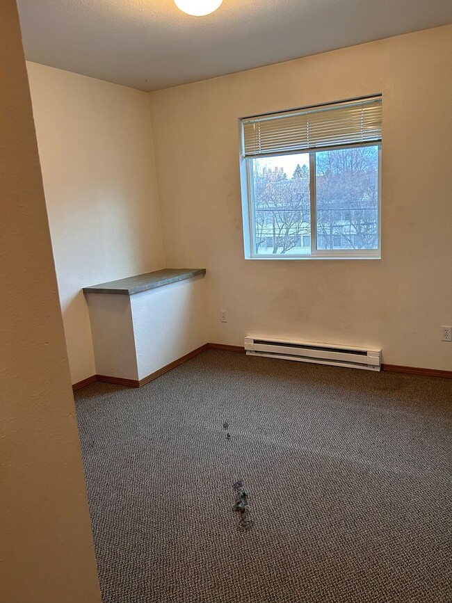 Building Photo - 607 Taylor