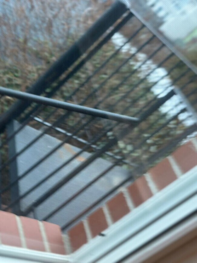 Building Photo - Modern 2 Bedroom, 2 Bathroom Penthouse with Parking in Historic LeDroit Park