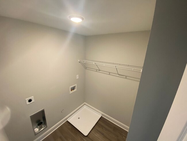Building Photo - Modern Townhome in Snowmass Subdivision! N...