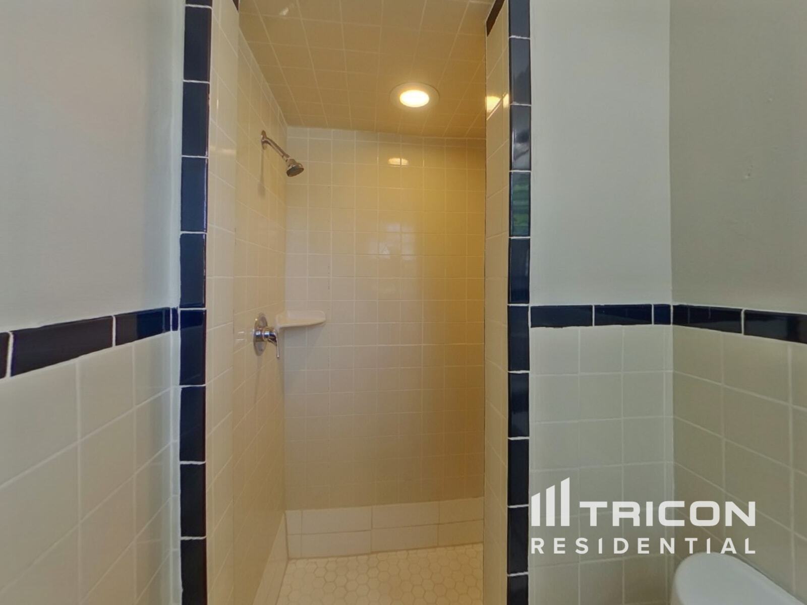 Building Photo - 2761 59th Ave N