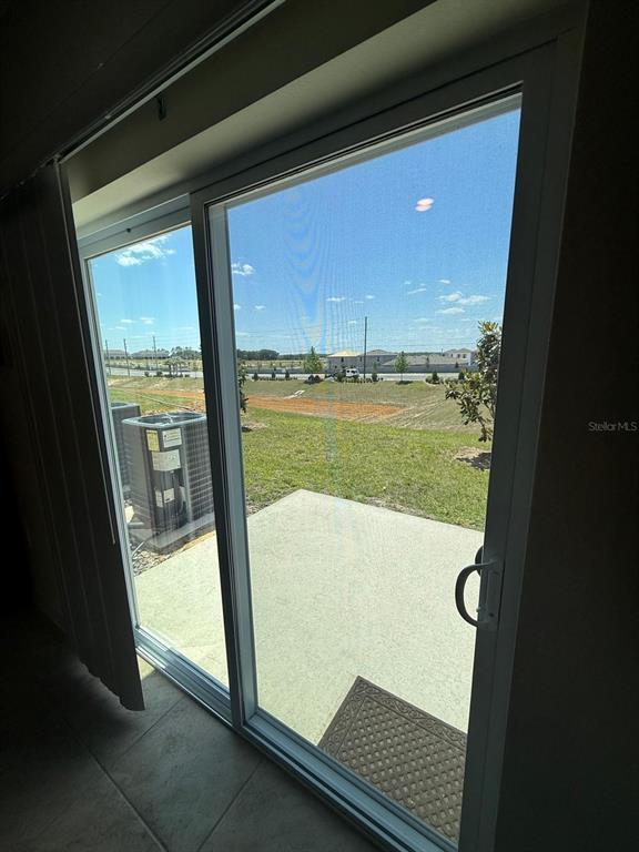 Building Photo - 1419 Plank Pl