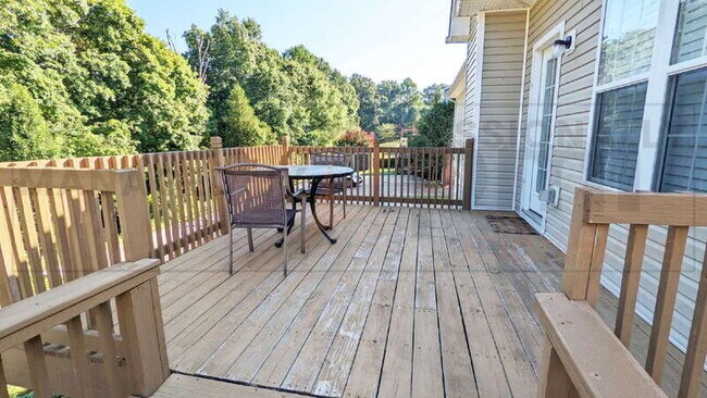 Building Photo - 3317 Sunny Slope Dr