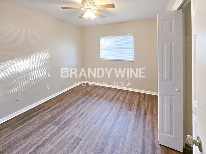 Building Photo - 318 Terrace Dr