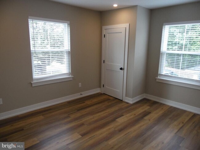 Building Photo - 155 Channing Ave
