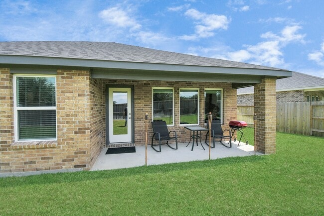 Building Photo - 1630 Cedar Pointe Ct