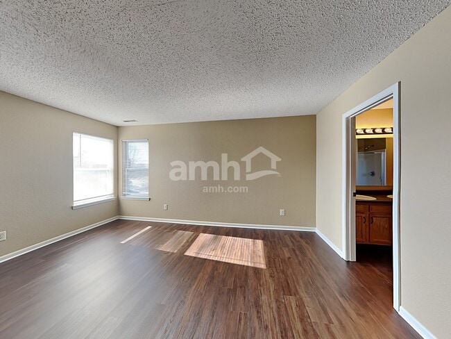 Building Photo - 2624 Santaro Ct