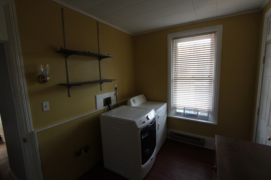 2nd Fl Laundry room - 1802 Penn St