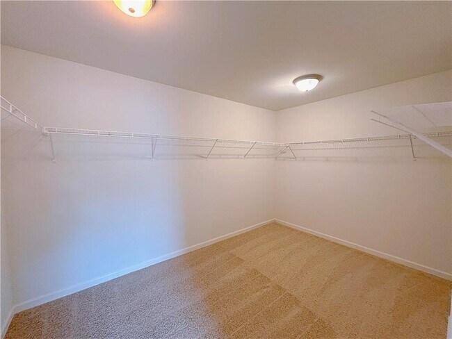 Building Photo - 2477 Osceola Rd