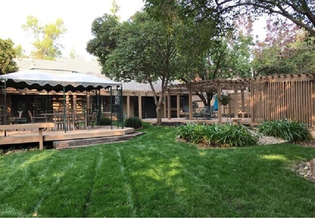 Building Photo - 4724 Quail Meadow Way
