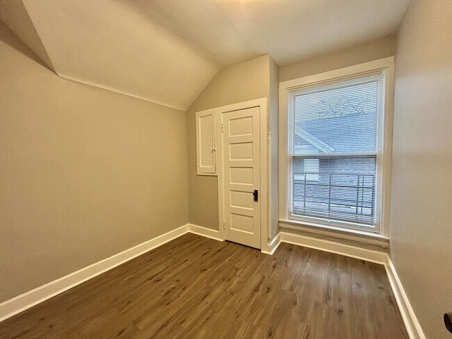 Building Photo - 2308- 2310 Highland Ave.