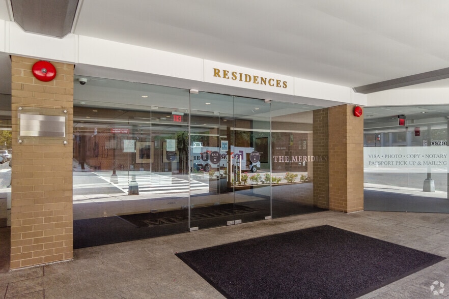 Entrance - 2201 Wisconsin