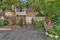 Building Photo - 3750 SW 60th Terrace