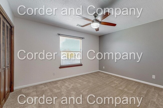 Building Photo - COMMING SOON! Spacious Floorplan - 3 Bedroom 2 Bathroom 2 Car Garage Home