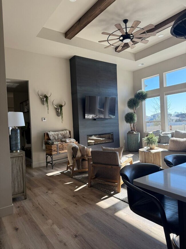 Building Photo - Your Private Oasis Awaits: Spacious 4BR Home with Premium Amenities