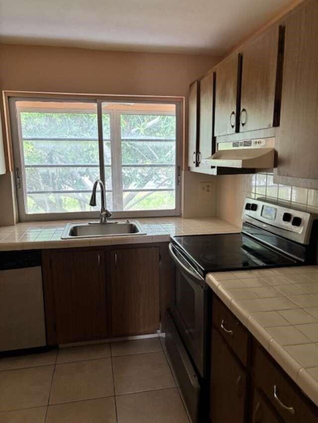 Building Photo - 9401 Lime Bay Blvd