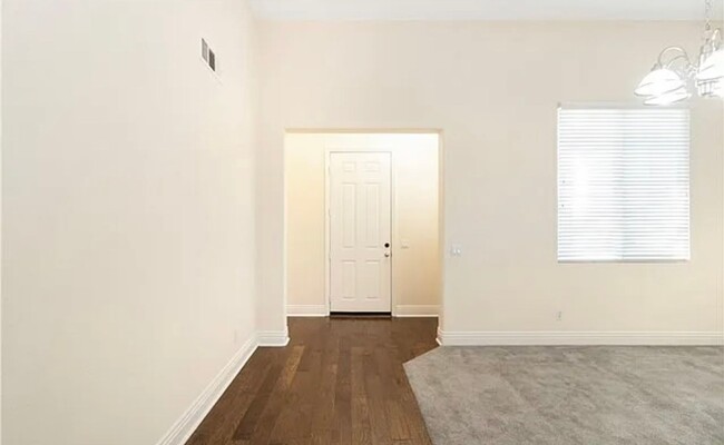 Building Photo - 4 bedroom Home for Rent in Menifee