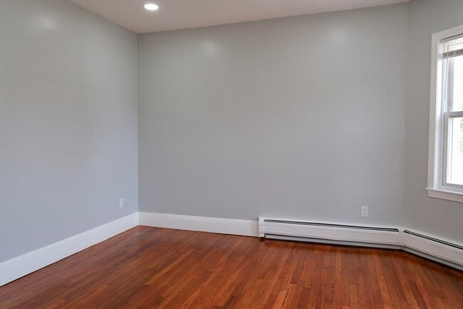 Building Photo - 23 Granfield Ave