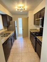 Building Photo - 13941 Maricella Ln