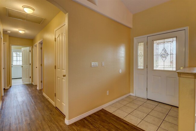 Building Photo - Home for Rent in Prescott Valley!