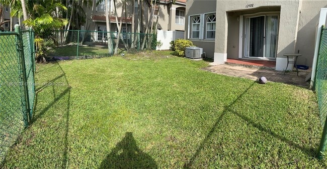 Building Photo - 12498 SW 54th St