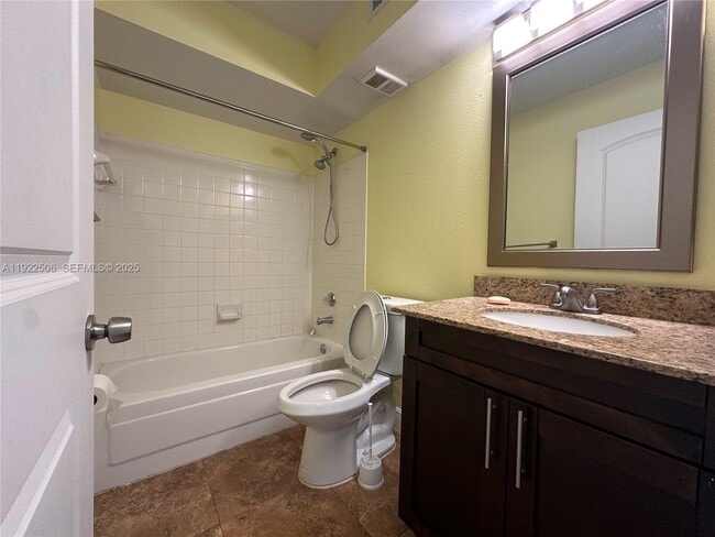 Building Photo - 2627 NW 33rd St