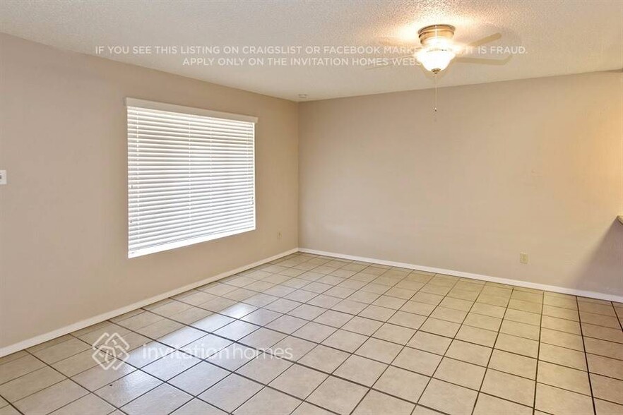 Building Photo - 4343 N 49th Dr