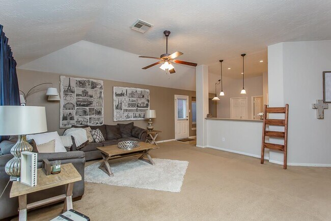 Building Photo - 3122 Mustang Meadow Ln