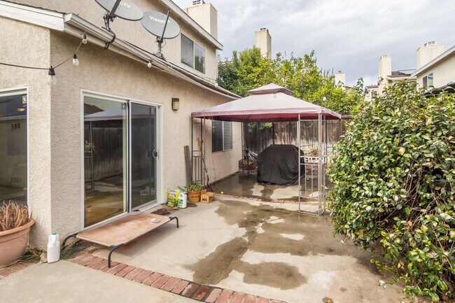 Building Photo - 12314 Willow Way