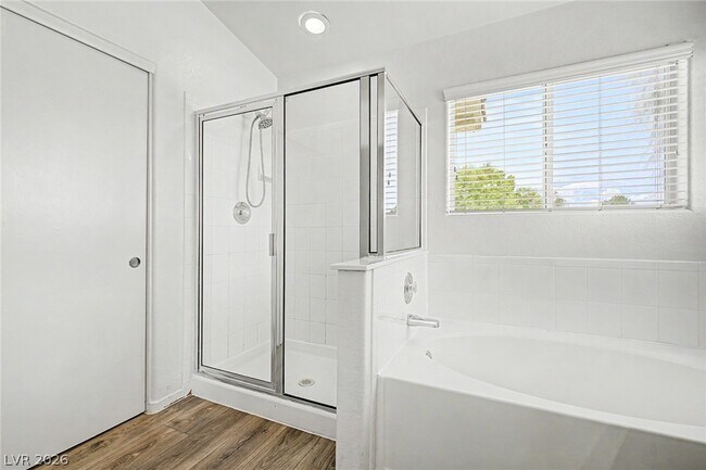 Building Photo - 3468 Momentum Ct