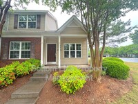 Building Photo - 1367 Killashee Ct
