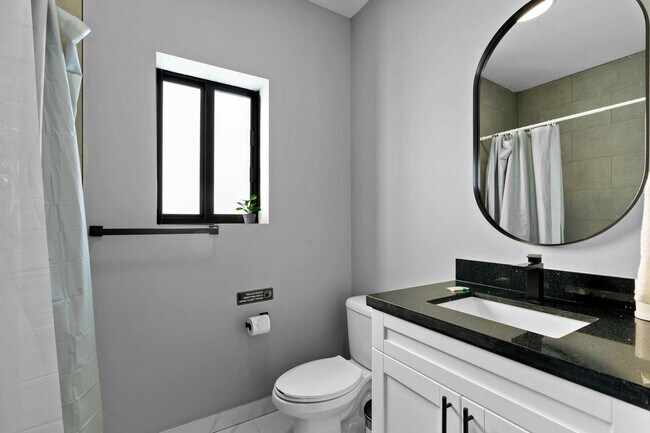 Building Photo - 1540 NW 46th St